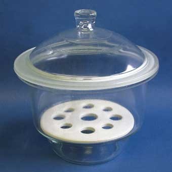 DESICCATOR - BOROSILICATE GLASS - 300 MM
